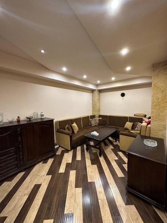 Studio Apartment Little Center, Heart Of Ereván Exterior foto